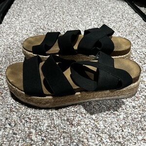 Cushionaire platform sandals